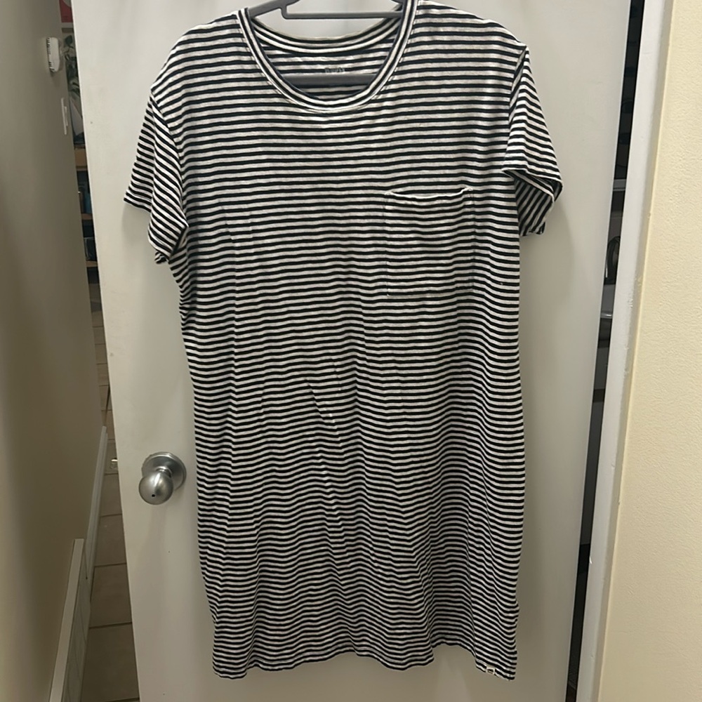 Roots striped t shirt dress (navy blue and white)